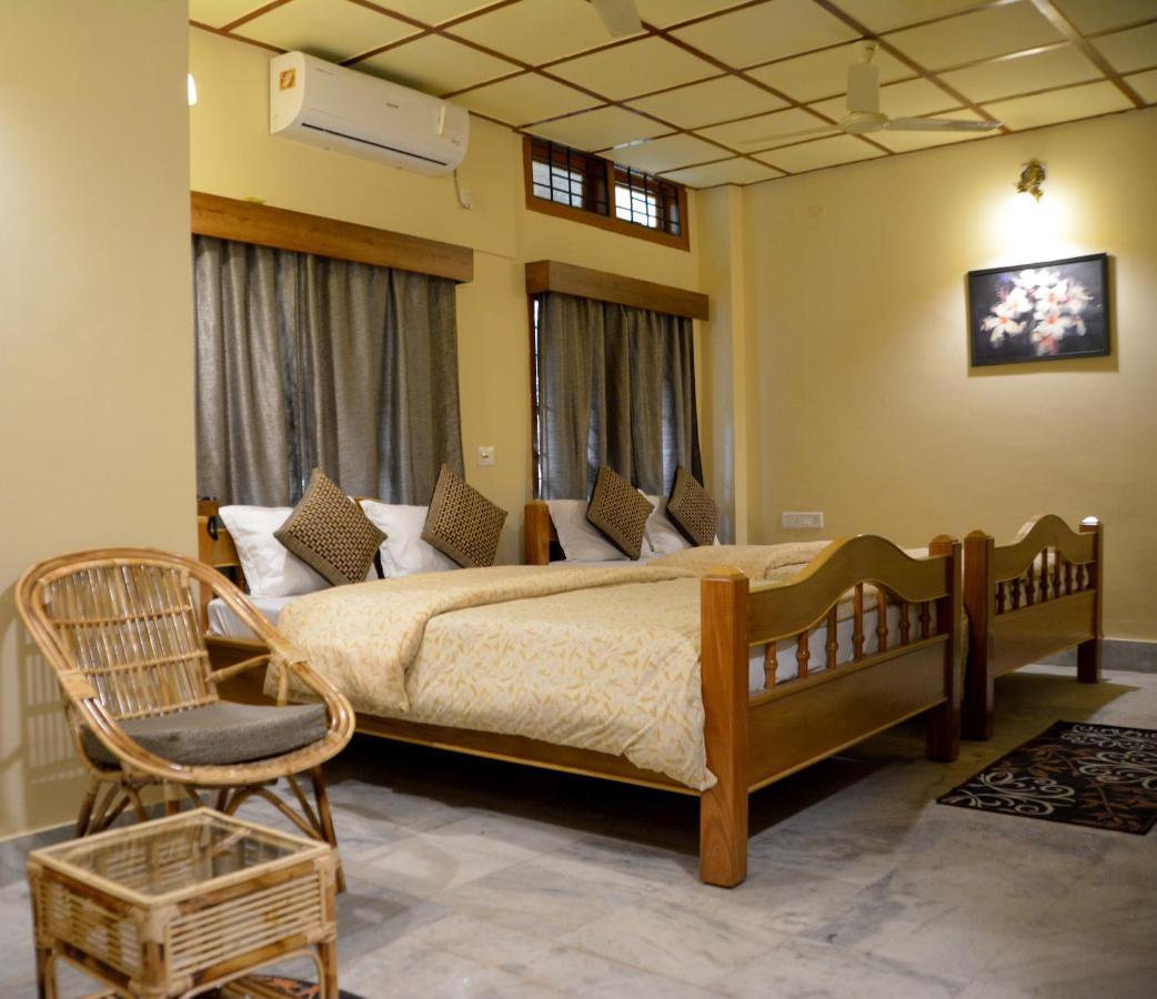 Nirvana Guest House 古瓦哈提 外观 照片