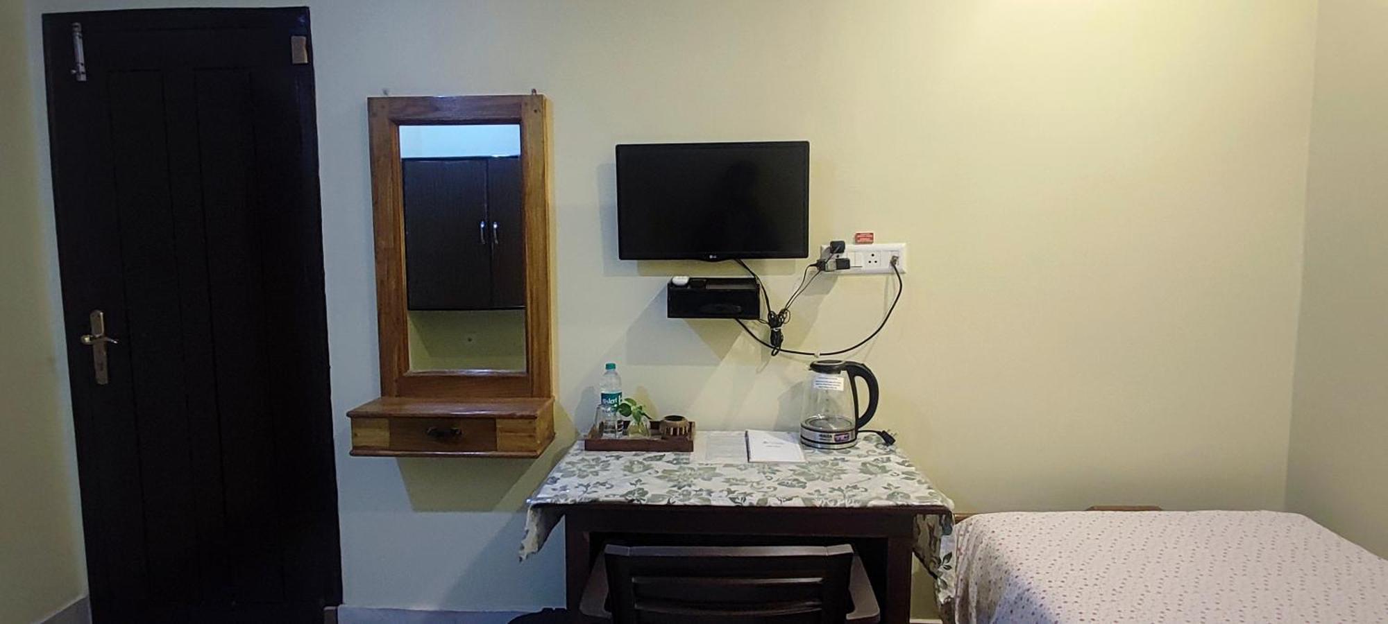 Nirvana Guest House 古瓦哈提 外观 照片