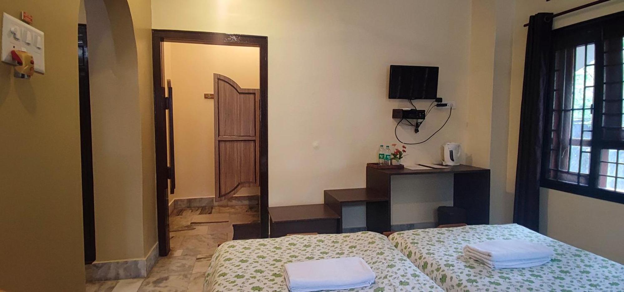 Nirvana Guest House 古瓦哈提 外观 照片